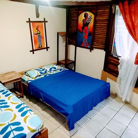 Se Ua Bed and Breakfast Manzanillo  Exteriör bild