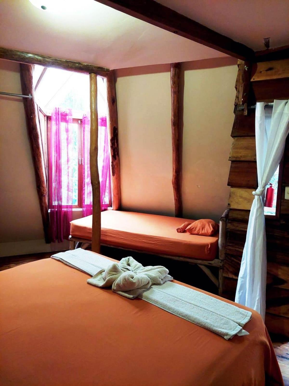 Se Ua Bed and Breakfast Manzanillo  Exteriör bild