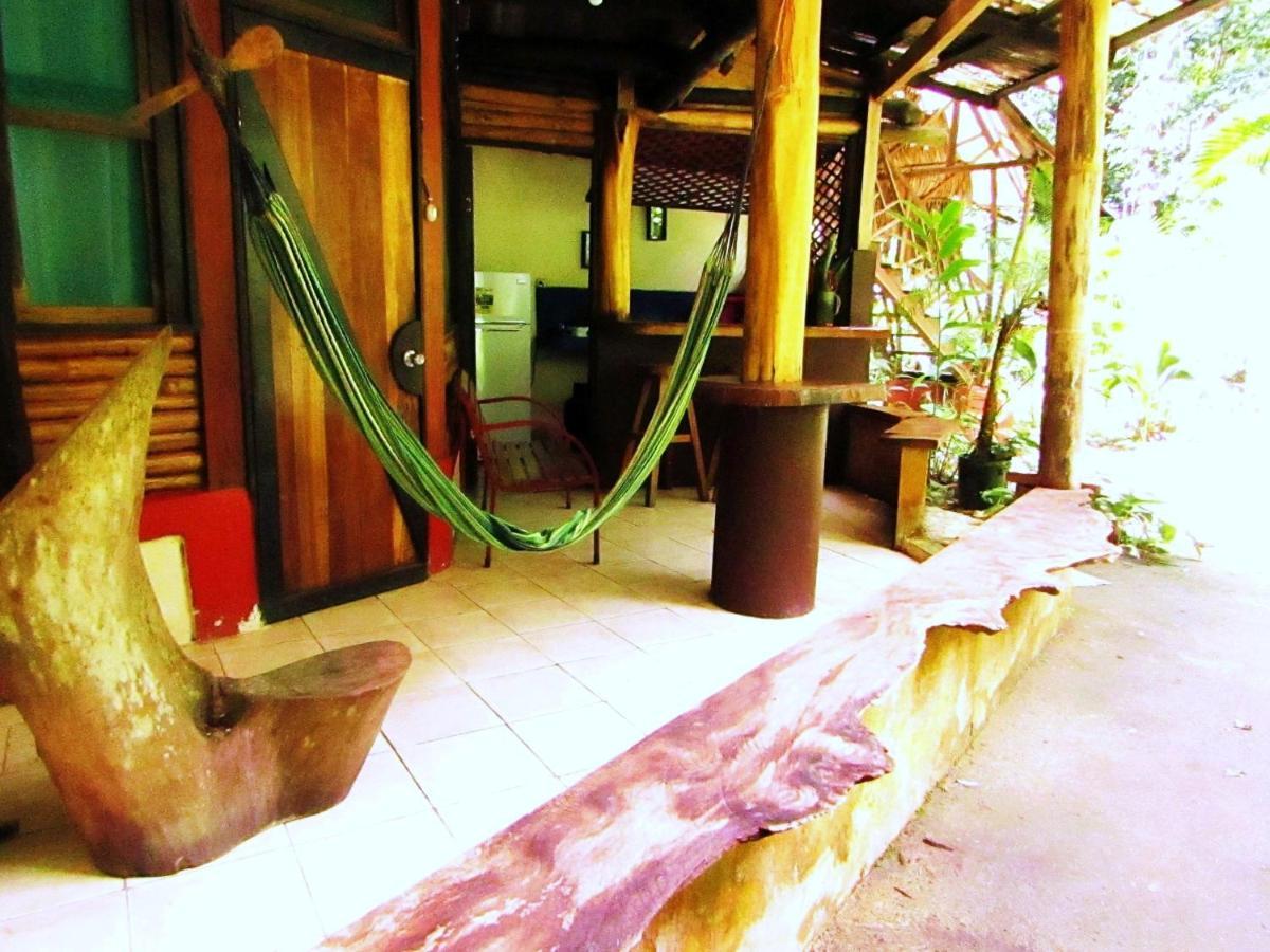 Se Ua Bed and Breakfast Manzanillo  Exteriör bild